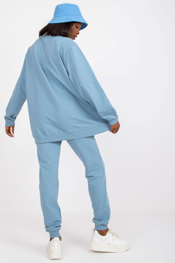 Nešvarūs mėlyni megztiniai...