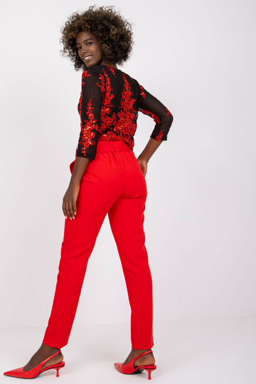 Raudonos elegantiškos...