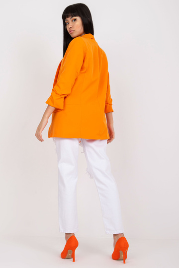 Šviesiai oranžinis...