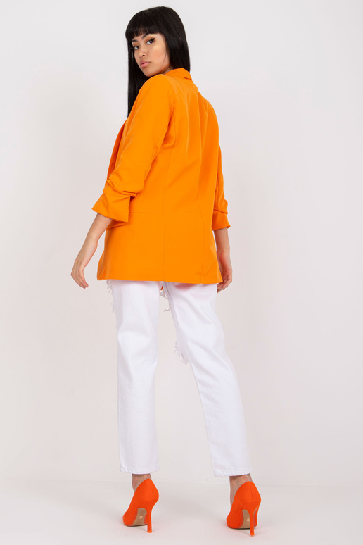 Šviesiai oranžinis moteriškas švarkas... Šviesiai oranžinis moteriškas švarkas...