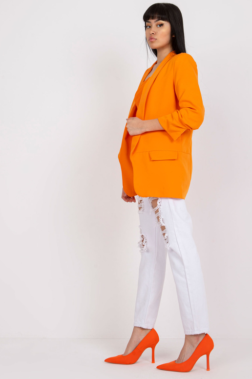 Šviesiai oranžinis moteriškas švarkas... Šviesiai oranžinis moteriškas švarkas...