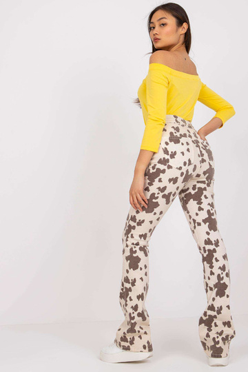 Geltona pagrindinė... 2