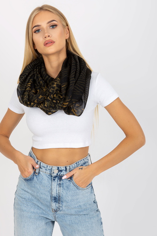 Juodos ir chaki spalvos stropinis...