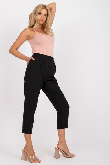 Juodos kostiuminės kelnės... 2