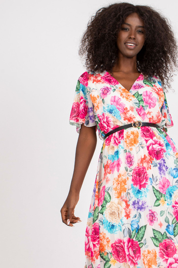 Šviesiai smėlio spalvos...