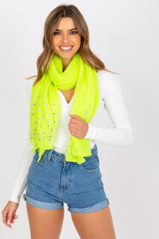 Fluo geltonas erdvus stropas su kalnų...