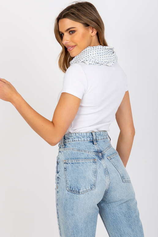 Baltas moteriškas taškuotas kaminas