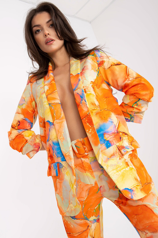 Oranžinis moteriškas švarkas su raštais Oranžinis moteriškas švarkas su raštais