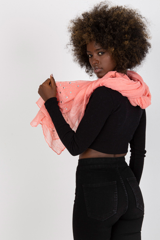 Persikų stropas su dekoratyvine...