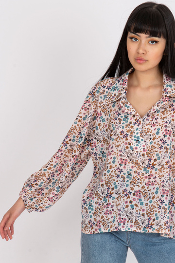 Smėlio spalvos erdvi...