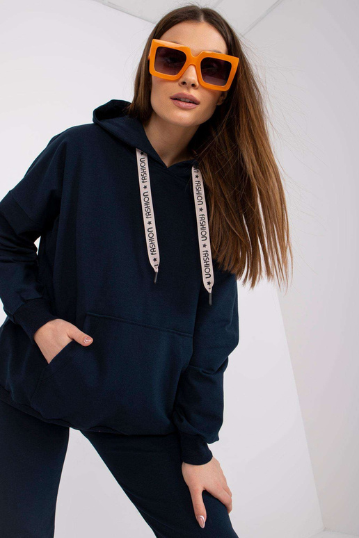 Tamsiai mėlynos spalvos megztinių...