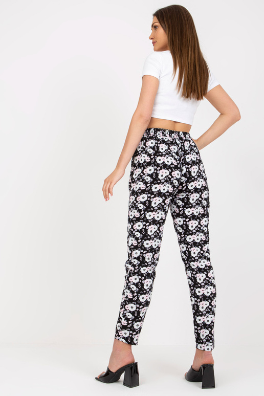 Juodos lengvos kelnės iš SUBLEVEL... Juodos lengvos kelnės iš SUBLEVEL...