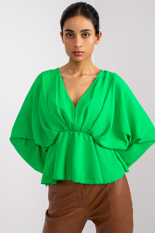 Raquela plačiomis rankovėmis... Raquela plačiomis rankovėmis...