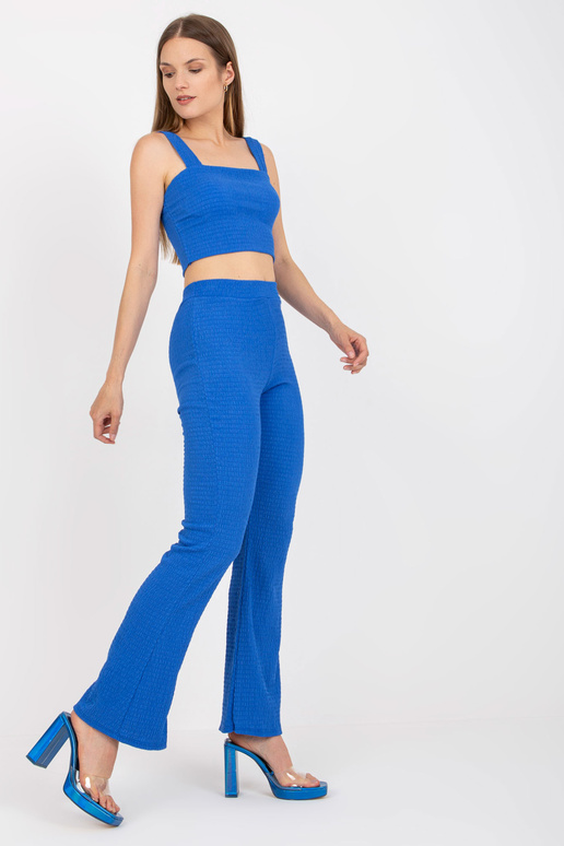 Mėlynas laisvalaikio komplektas su... Mėlynas laisvalaikio komplektas su...