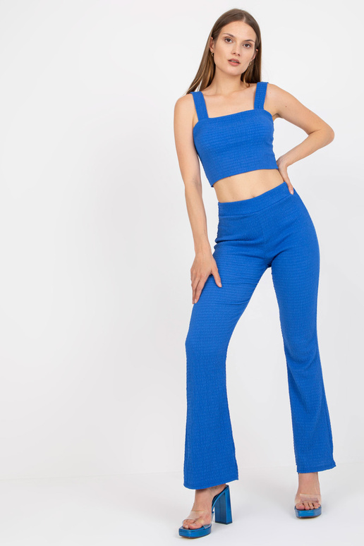 Mėlynas laisvalaikio komplektas su... Mėlynas laisvalaikio komplektas su...