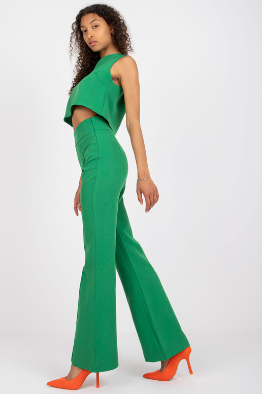 Žalias dviejų dalių komplektas su... Žalias dviejų dalių komplektas su...