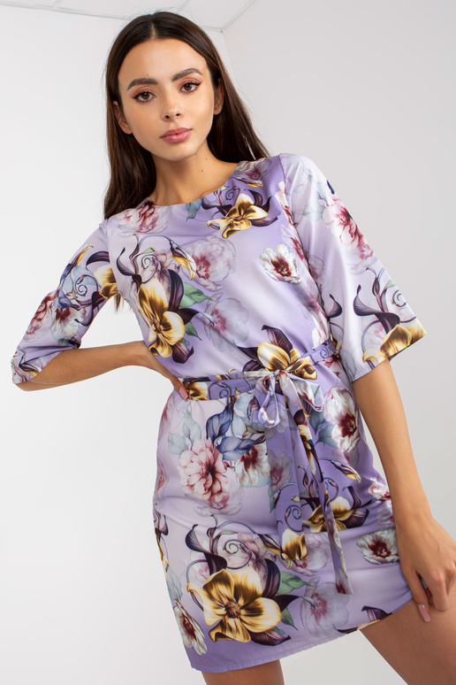 Violetinė gėlėta mini kokteilinė suknelė Violetinė gėlėta mini kokteilinė suknelė