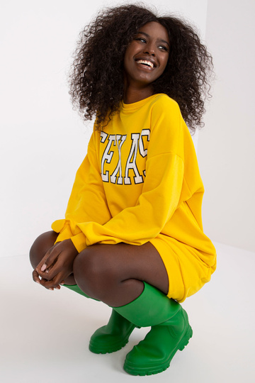 Geltoni megztiniai su Poppy...