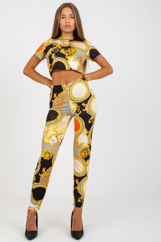 Juodas dviejų dalių laisvalaikio... Juodas dviejų dalių laisvalaikio...