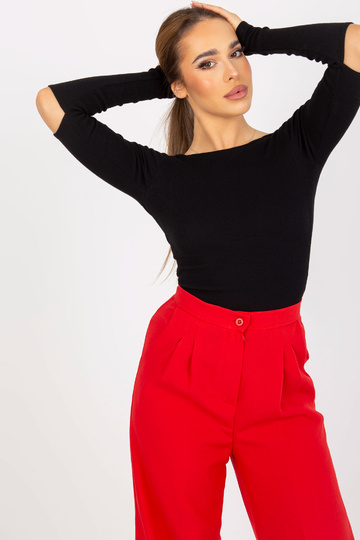 Palaidinė su juodomis...