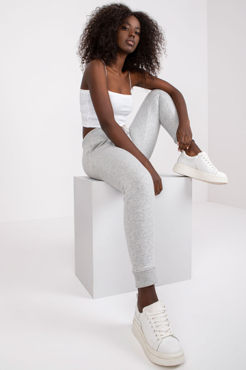 Pilkos lygios sportinės... 2