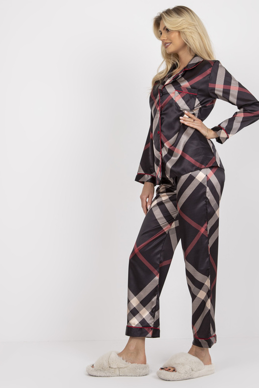 Juoda dirbtinio atlaso pižama su...