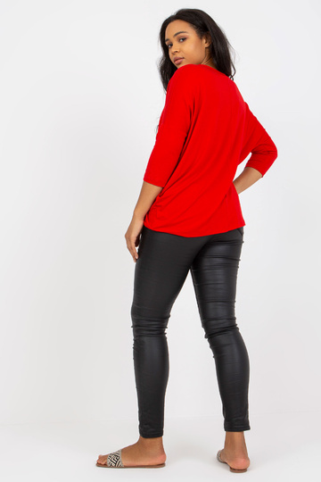 Raudona laisvalaikio plius... 2