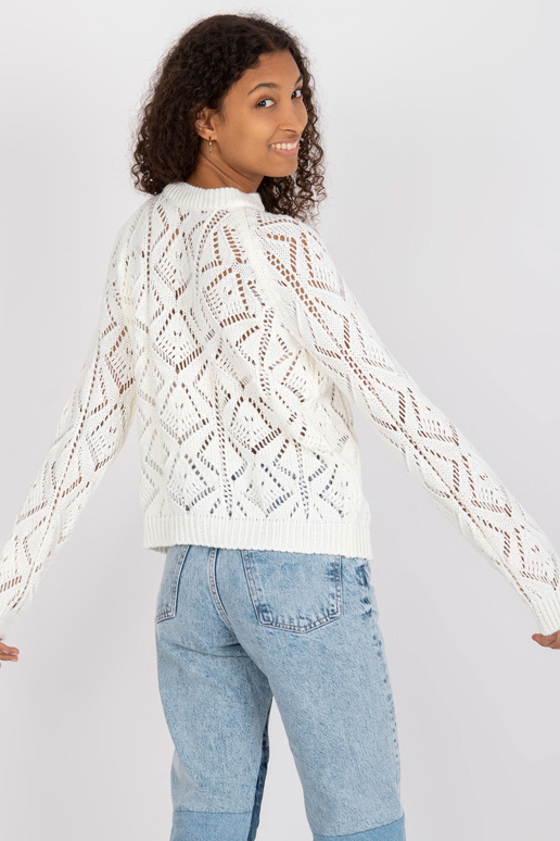 Baltas ažūrinis klasikinis megztinis...