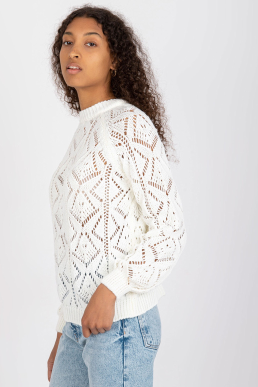 Baltas ažūrinis klasikinis megztinis...