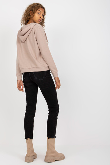 Smėlio spalvos baziniai...