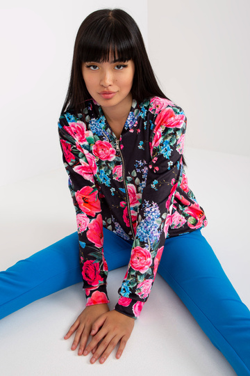 Juodos ir rožinės spalvos...