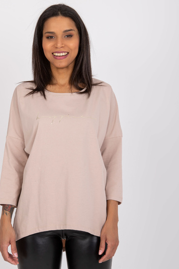 Šviesiai smėlio spalvos...