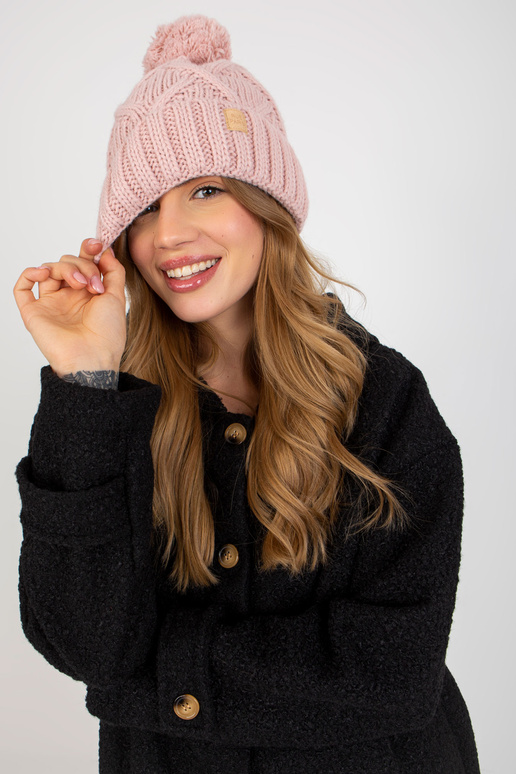 Czapka JK-CZ-31.18 ŠVIESI RAUDŽINĖ Czapka JK-CZ-31.18 ŠVIESI RAUDŽINĖ