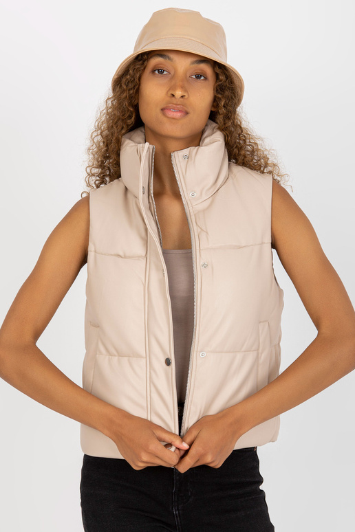 Šviesiai smėlio spalvos dirbtinės...