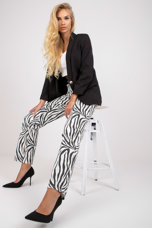 Guerrero juodas elegantiškas švarkas... Guerrero juodas elegantiškas švarkas...