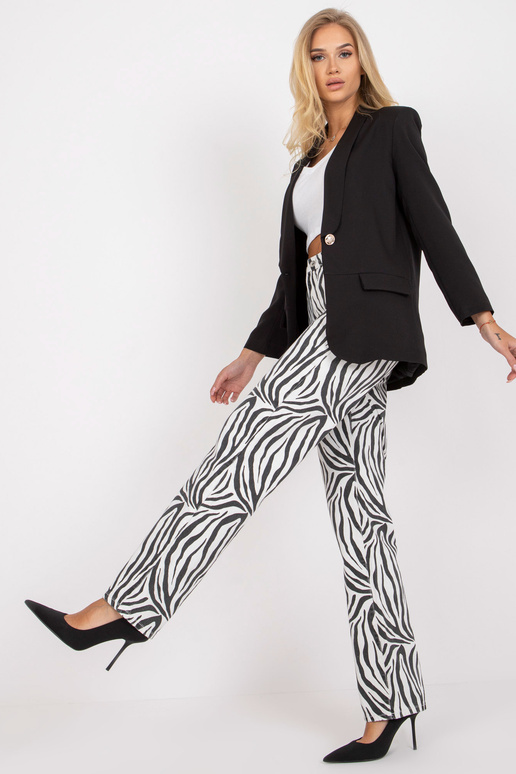 Guerrero juodas elegantiškas švarkas... Guerrero juodas elegantiškas švarkas...