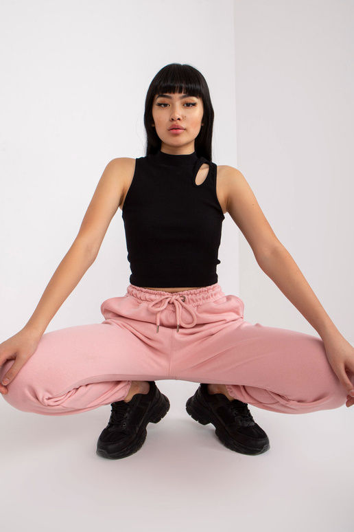 Blyškiai rožinės spalvos moteriškos...