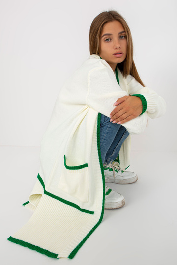 Ecru-žalias laisvas... 2