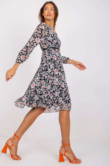 Girona juoda suknelė su... 2