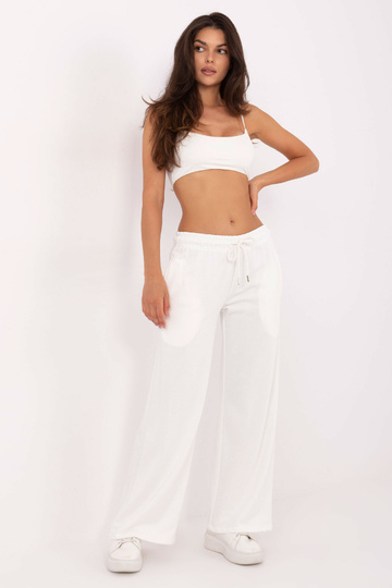 Kreminės spalvos kelnės 2