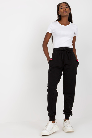 Juodos bazinės sportinės...