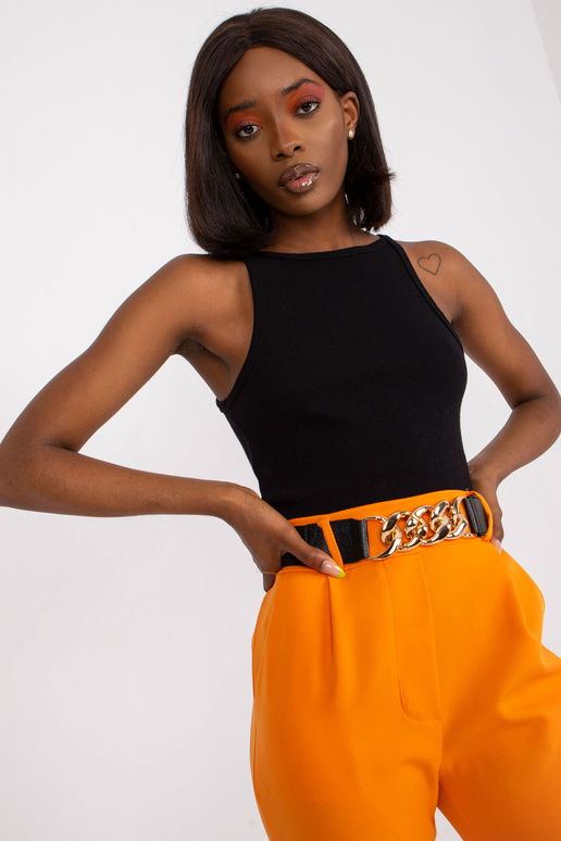 Šviesiai oranžinės spalvos... Šviesiai oranžinės spalvos...