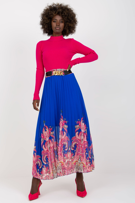 Tamsiai mėlynos spalvos raštu...