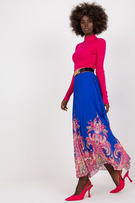 Tamsiai mėlynos spalvos raštu...