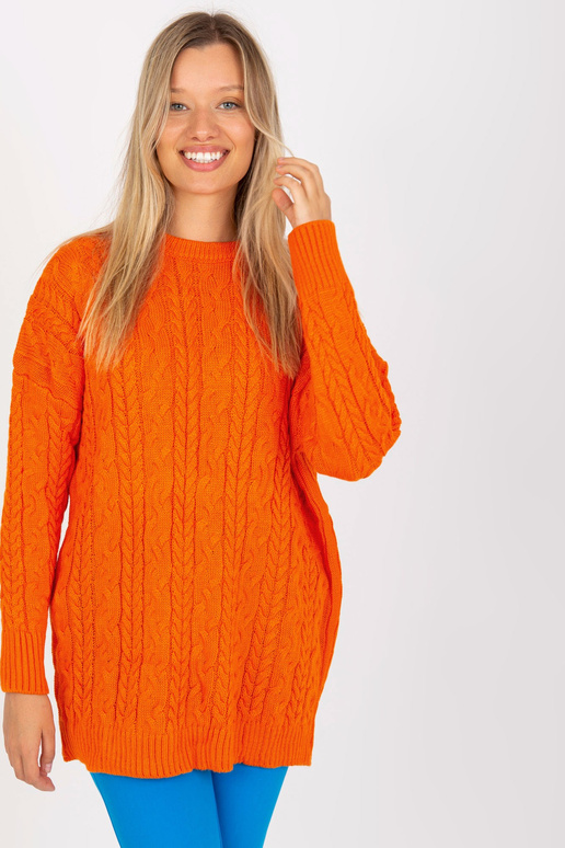 Oranžinis megztinis su pynėmis ir...