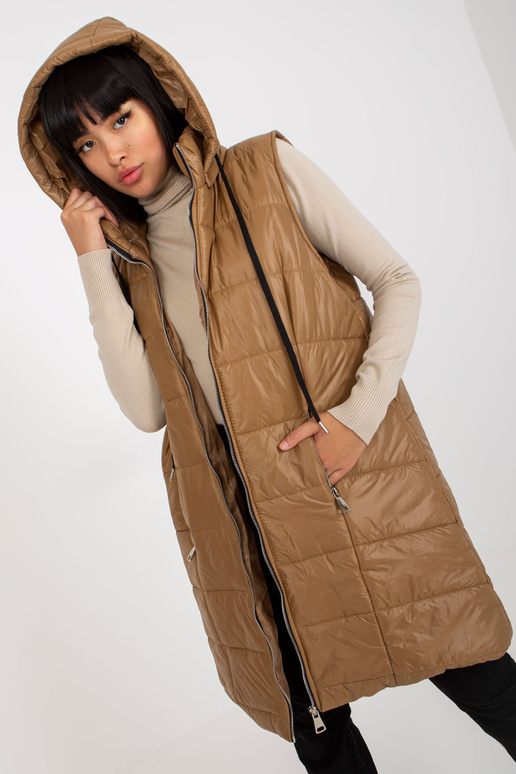 Šviesiai ruda ilga pūkinė liemenė su...