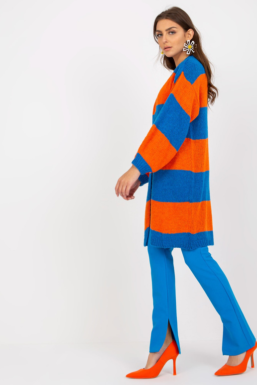 Mėlynos ir oranžinės spalvos...