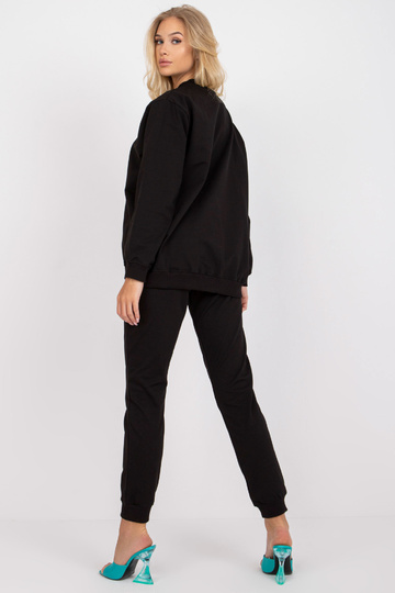 Standartinis juodas...