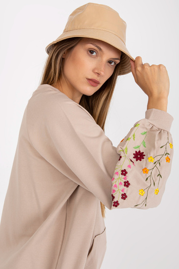 Smėlio spalvos oversize...