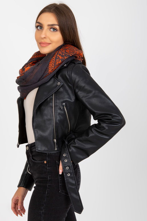 Grafitinis kaminas su atspaudais